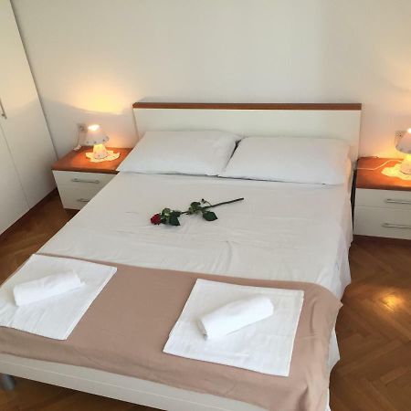 Apartment Trstenik Spalato Esterno foto