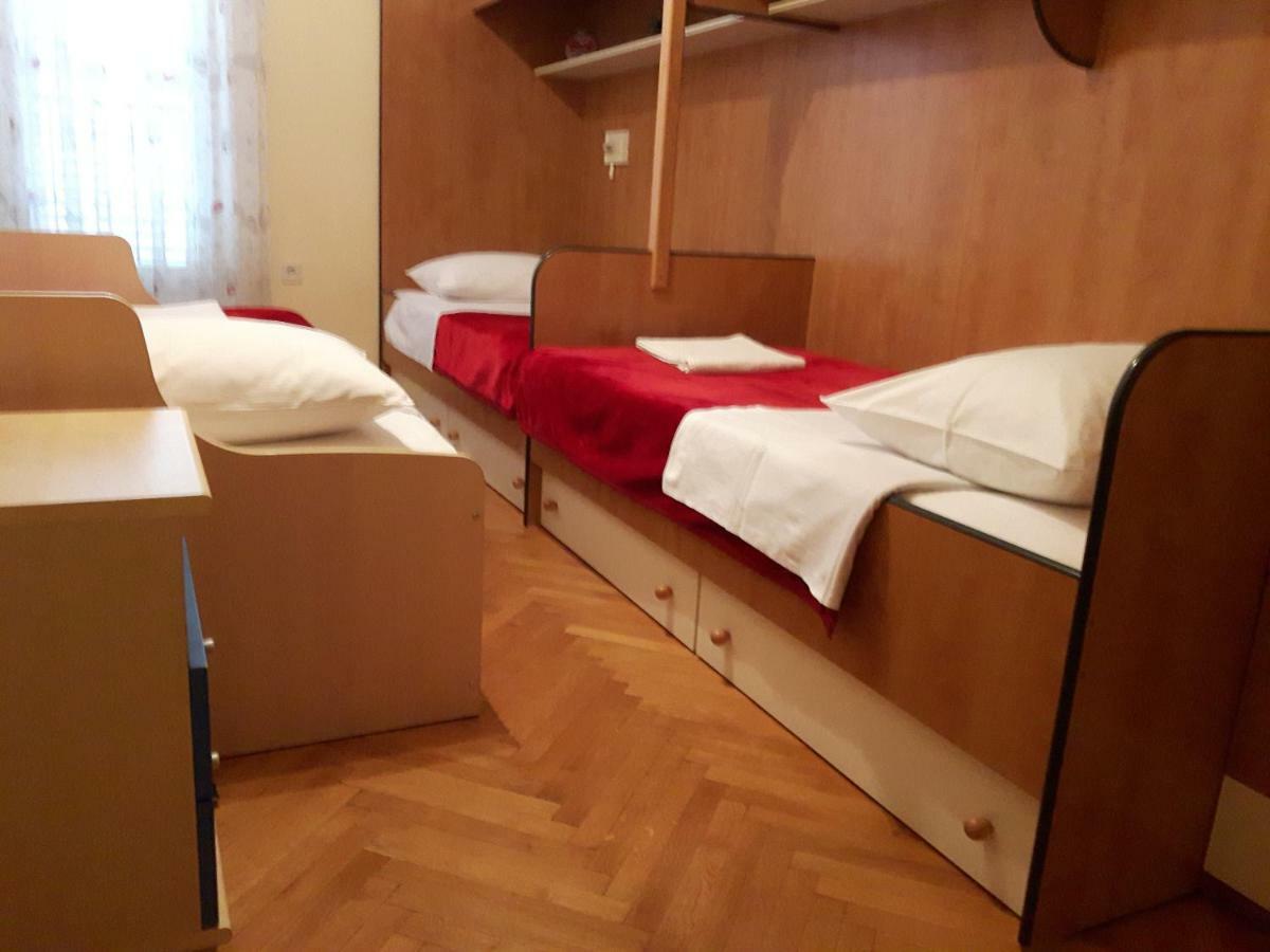 Apartment Trstenik Spalato Esterno foto